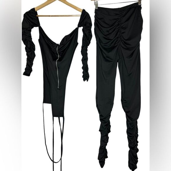 SOLD! Elegant Black Off-Shoulder Pants Set - Picture 12 of 14